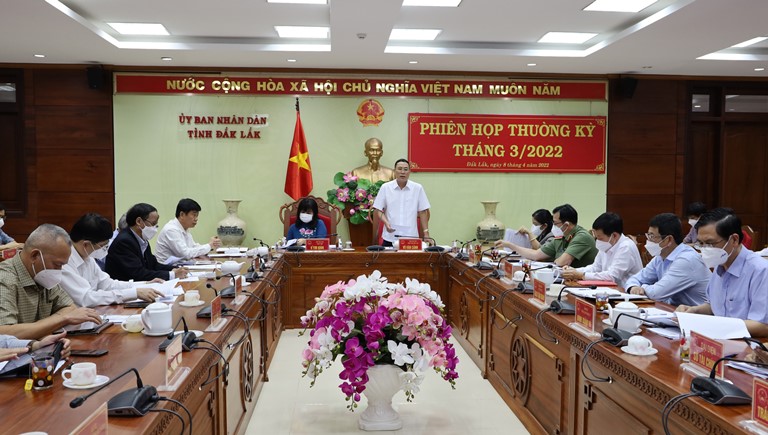 UBND tỉnh họp Phiên thường kỳ tháng 3/2022